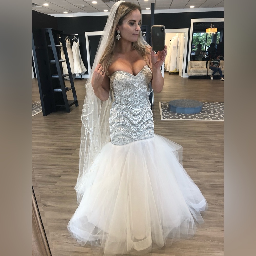 Anjolique Bridal Eve of Monday Wedding Dress